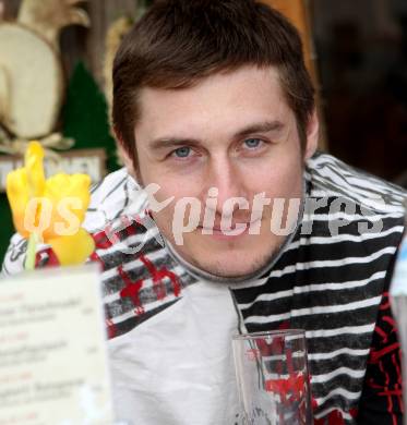 EBEL. Eishockey Bundesliga. KAC am Ostermarkt. Schuller David. Klagenfurt, am 26.3.2010.
Foto: Kuess
---
pressefotos, pressefotografie, kuess, qs, qspictures, sport, bild, bilder, bilddatenbank