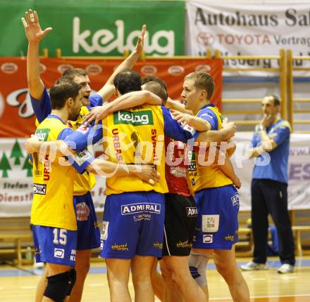 Volleyball. MEVZA. SK Aich/Dob gegen hotVolleys. Jubel (Aich/Dob). Prevalje, 27.3.2010.
Foto: Kuess 

---
pressefotos, pressefotografie, kuess, qs, qspictures, sport, bild, bilder, bilddatenbank