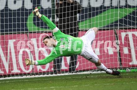 Fussball Bundesliga. SK Austria Kaernten gegen SK Rapid Wien. Andreas Schranz (Kaernten). Klagenfurt, am 27.3.2010.
Foto: Kuess
---
pressefotos, pressefotografie, kuess, qs, qspictures, sport, bild, bilder, bilddatenbank