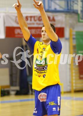 Volleyball. MEVZA. SK Aich/Dob gegen hotVolleys. Michal Hruska (Aich/Dob). Prevalje, 27.3.2010.
Foto: Kuess 

---
pressefotos, pressefotografie, kuess, qs, qspictures, sport, bild, bilder, bilddatenbank