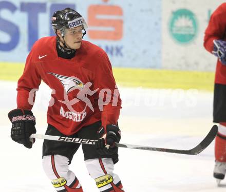 Eishockey. Training Nationalteam Oesterreich. Thomas Raffl (Lulea). Klagenfurt, am 29.3.2010.
Foto: Kuess
---
pressefotos, pressefotografie, kuess, qs, qspictures, sport, bild, bilder, bilddatenbank