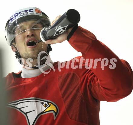 Eishockey. Training Nationalteam Oesterreich. Gregor Hager (KAC). Klagenfurt, am 29.3.2010.
Foto: Kuess
---
pressefotos, pressefotografie, kuess, qs, qspictures, sport, bild, bilder, bilddatenbank