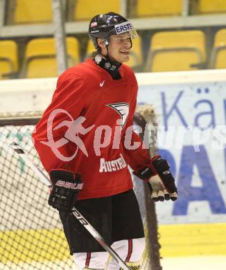 Eishockey. Training Nationalteam Oesterreich. Thomas Raffl (Lulea). Klagenfurt, am 29.3.2010.
Foto: Kuess
---
pressefotos, pressefotografie, kuess, qs, qspictures, sport, bild, bilder, bilddatenbank