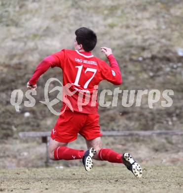 Fussball 1. Klasse D. DSG Sele/Zell gegen SC Globasnitz. Torjubel Adnan Bajric (Zell). Zell Pfarre, am 28.3.2010.
Foto: Kuess
---
pressefotos, pressefotografie, kuess, qs, qspictures, sport, bild, bilder, bilddatenbank