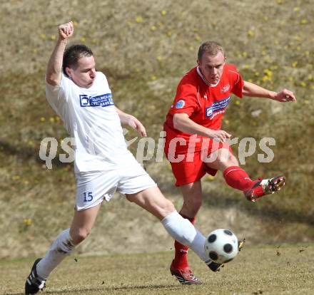 Fussball 1. Klasse D. DSG Sele/Zell gegen SC Globasnitz. Miran Kelih (Zell), Niko Podvinski (Globasnitz). Zell Pfarre, am 28.3.2010.
Foto: Kuess
---
pressefotos, pressefotografie, kuess, qs, qspictures, sport, bild, bilder, bilddatenbank