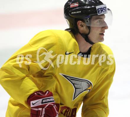 Eishockey. Training Nationalteam Oesterreich. David Schuller (KAC). Klagenfurt, am 29.3.2010.
Foto: Kuess
---
pressefotos, pressefotografie, kuess, qs, qspictures, sport, bild, bilder, bilddatenbank