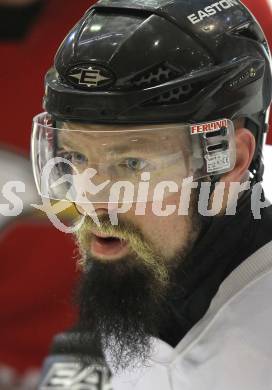 Eishockey. Training Nationalteam Oesterreich. Markus Peintner (Graz 99ers). Klagenfurt, am 29.3.2010.
Foto: Kuess
---
pressefotos, pressefotografie, kuess, qs, qspictures, sport, bild, bilder, bilddatenbank