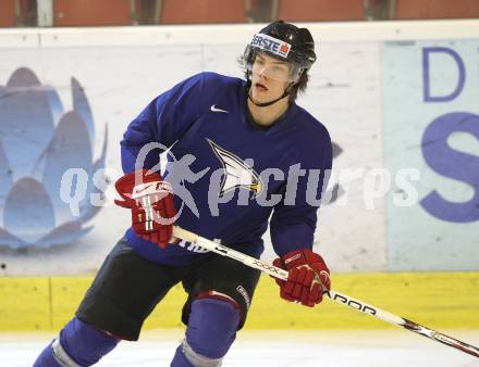 Eishockey. Training Nationalteam Oesterreich. Thomas Hundertpfund (KAC). Klagenfurt, am 29.3.2010.
Foto: Kuess
---
pressefotos, pressefotografie, kuess, qs, qspictures, sport, bild, bilder, bilddatenbank