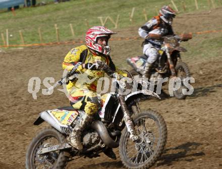 Motorsport, Austrian Cross Country. ACC. Enduro. Markus Tischhart. 
Mairist, am 1.5.2009.
Foto: Kuess

---
pressefotos, pressefotografie, kuess, qs, qspictures, sport, bild, bilder, bilddatenbank