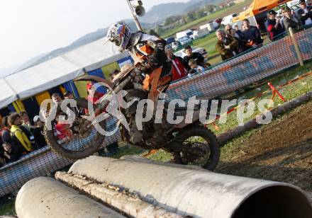 Motorsport, Austrian Cross Country. ACC. Enduro. Siegi Bauer. 
Mairist, am 1.5.2009.
Foto: Kuess

---
pressefotos, pressefotografie, kuess, qs, qspictures, sport, bild, bilder, bilddatenbank