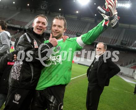 Fussball. OEFB Stiegl Cup. SK Austria Kelag Kaernten  gegen Rapid Wien. Tormanntrainer Wolfgang Thun-Hohenstein, Andreas schranz (Austria Kaernten). Klagenfurt, 31.3.2010. 
Foto: Kuess

---
pressefotos, pressefotografie, kuess, qs, qspictures, sport, bild, bilder, bilddatenbank