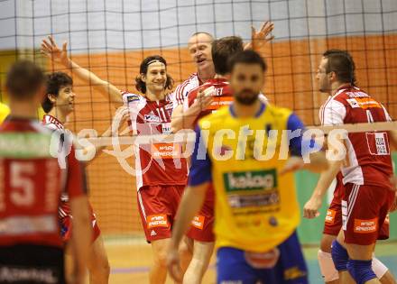 Volleyball. AVL-Halbfinale. SK Posojilnica Aich/Dob gegen hotVolleys. Jubel (hotVolleys). Prevalje, 1.4.2010
Foto: Kuess 

---
pressefotos, pressefotografie, kuess, qs, qspictures, sport, bild, bilder, bilddatenbank