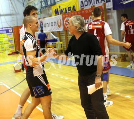 Volleyball. AVL-Halbfinale. SK Posojilnica Aich/Dob gegen hotVolleys. Jubel KLEINMANN Peter,  KROISS Philipp (hotVolleys). Prevalje, 1.4.2010
Foto: Kuess 

---
pressefotos, pressefotografie, kuess, qs, qspictures, sport, bild, bilder, bilddatenbank