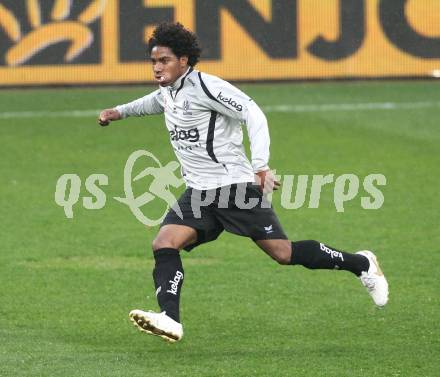Fussball. OEFB Stiegl Cup. SK Austria Kelag Kaernten  gegen Rapid Wien. Sandro Ferreira Da Silva (Austria Kaernten). Klagenfurt, 31.3.2010. 
Foto: Kuess

---
pressefotos, pressefotografie, kuess, qs, qspictures, sport, bild, bilder, bilddatenbank
