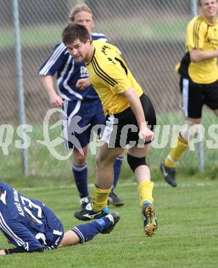 Fussball Unterliga Ost. ASKOE Woelfnitz gegen ASKOE Koettmannsdorf. Mario Krall (Koettmannsdorf). Woelfnitz, am 3.4.2010.
Foto: Kuess
---
pressefotos, pressefotografie, kuess, qs, qspictures, sport, bild, bilder, bilddatenbank