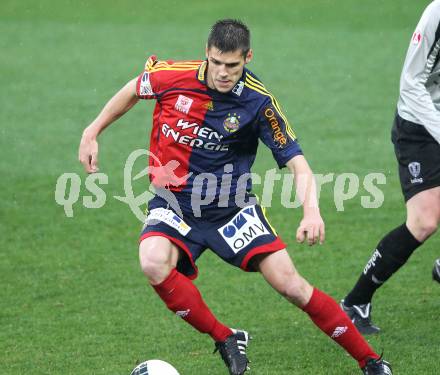 Fussball. OEFB Stiegl Cup. SK Austria Kelag Kaernten  gegen Rapid Wien. Christopher Trimmel (Rapid Wien). Klagenfurt, 31.3.2010. 
Foto: Kuess

---
pressefotos, pressefotografie, kuess, qs, qspictures, sport, bild, bilder, bilddatenbank