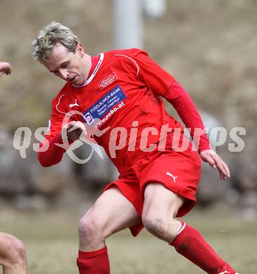 Fussball 1. Klasse D. DSG Sele/Zell gegen SC Globasnitz. Samir Cavkunovic (Zell). Zell Pfarre, am 28.3.2010.
Foto: Kuess
---
pressefotos, pressefotografie, kuess, qs, qspictures, sport, bild, bilder, bilddatenbank