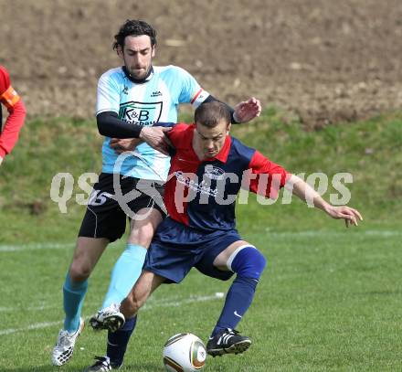 Fussball 1. Klasse C. SC Ulrichsberg gegen SGA Sirnitz. Asmir Jasic (Ulrichsberg), Herbert Ebner (Sirnitz). St. Peter am Bichl, am 3.4.2010.
Foto: Kuess
---
pressefotos, pressefotografie, kuess, qs, qspictures, sport, bild, bilder, bilddatenbank