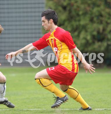 Fussball. Kaerntner Liga. ATSV Wolfsberg gegen SK St. Andrae/Lavanttal 1b.  Curic Denis (Wolfsberg). Wolfsberg, 5.4.2010.
Foto: Kuess
---
pressefotos, pressefotografie, kuess, qs, qspictures, sport, bild, bilder, bilddatenbank