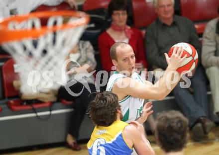 Basketball Bundesliga. Woerthersee Piraten gegen UBC St. Poelten. Davor Sattler  (Piraten). Klagenfurt, 3.4.2010.
Foto:  Kuess

---
pressefotos, pressefotografie, kuess, qs, qspictures, sport, bild, bilder, bilddatenbank