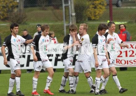 Fussball. Kaerntner Liga. ATSV Wolfsberg gegen SK St. Andrae/Lavanttal 1b.  Jubel  (St. Andrae). Wolfsberg, 5.4.2010.
Foto: Kuess
---
pressefotos, pressefotografie, kuess, qs, qspictures, sport, bild, bilder, bilddatenbank