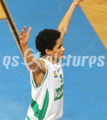 Basketball Bundesliga. Woerthersee Piraten gegen UBC St. Poelten. Samuel Bachlechner  (Piraten). Klagenfurt, 3.4.2010.
Foto:  Kuess

---
pressefotos, pressefotografie, kuess, qs, qspictures, sport, bild, bilder, bilddatenbank