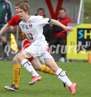 Fussball. Kaerntner Liga. ATSV Wolfsberg gegen SK St. Andrae/Lavanttal 1b.  Dominik Rotter (St. Andrae). Wolfsberg, 5.4.2010.
Foto: Kuess
---
pressefotos, pressefotografie, kuess, qs, qspictures, sport, bild, bilder, bilddatenbank