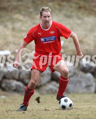 Fussball 1. Klasse D. DSG Sele/Zell gegen SC Globasnitz. Alois Sadjak (Zell). Zell Pfarre, am 28.3.2010.
Foto: Kuess
---
pressefotos, pressefotografie, kuess, qs, qspictures, sport, bild, bilder, bilddatenbank