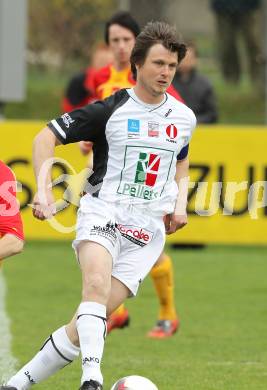 Fussball. Kaerntner Liga. ATSV Wolfsberg gegen SK St. Andrae/Lavanttal 1b.  Friedl-Pichler Alexander (St. Andrae). Wolfsberg, 5.4.2010.
Foto: Kuess
---
pressefotos, pressefotografie, kuess, qs, qspictures, sport, bild, bilder, bilddatenbank