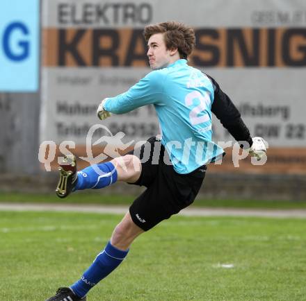 Fussball. Kaerntner Liga. ATSV Wolfsberg gegen SK St. Andrae/Lavanttal 1b.  Max Friesacher (St. Andrae). Wolfsberg, 5.4.2010.
Foto: Kuess
---
pressefotos, pressefotografie, kuess, qs, qspictures, sport, bild, bilder, bilddatenbank