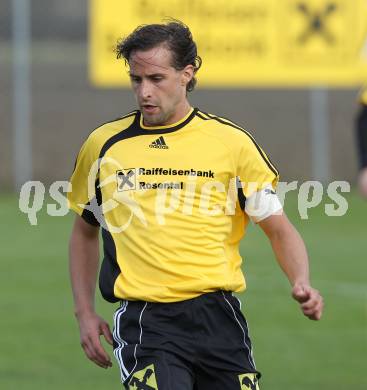 Fussball Unterliga Ost. ASKOE Woelfnitz gegen ASKOE Koettmannsdorf. Florian Kogler (Koettmannsdorf). Woelfnitz, am 3.4.2010.
Foto: Kuess
---
pressefotos, pressefotografie, kuess, qs, qspictures, sport, bild, bilder, bilddatenbank