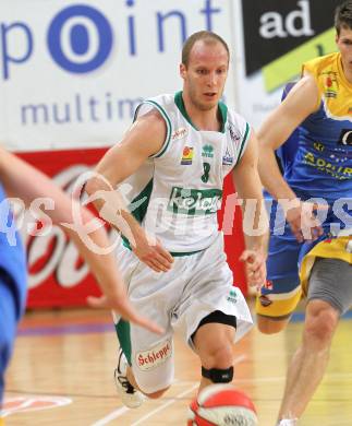 Basketball Bundesliga. Woerthersee Piraten gegen UBC St. Poelten.  Davor Sattler (Piraten). Klagenfurt, 3.4.2010.
Foto:  Kuess

---
pressefotos, pressefotografie, kuess, qs, qspictures, sport, bild, bilder, bilddatenbank