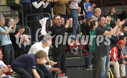 Basketball Bundesliga. Woerthersee Piraten gegen UBC St. Poelten. Fans  (Piraten). Klagenfurt, 3.4.2010.
Foto:  Kuess

---
pressefotos, pressefotografie, kuess, qs, qspictures, sport, bild, bilder, bilddatenbank