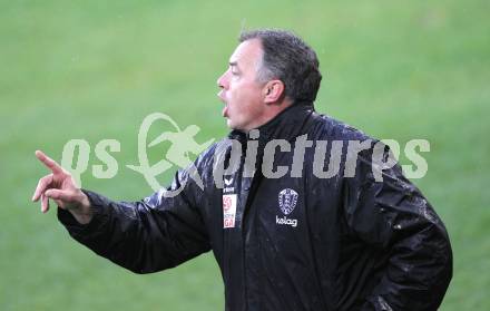 Fussball. OEFB Stiegl Cup. SK Austria Kelag Kaernten  gegen Rapid Wien. Trainer Joze Prelogar (Austria Kaernten). Klagenfurt, 31.3.2010. 
Foto: Kuess

---
pressefotos, pressefotografie, kuess, qs, qspictures, sport, bild, bilder, bilddatenbank