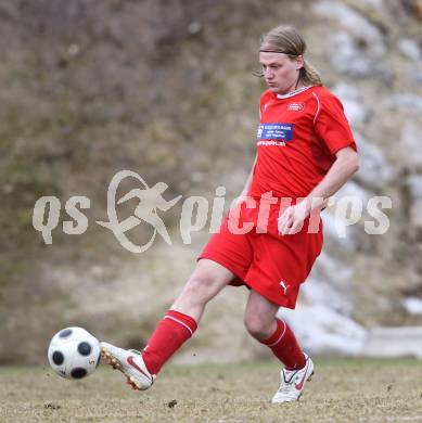 Fussball 1. Klasse D. DSG Sele/Zell gegen SC Globasnitz. Alen Nikola Rajkovic (Zell). Zell Pfarre, am 28.3.2010.
Foto: Kuess
---
pressefotos, pressefotografie, kuess, qs, qspictures, sport, bild, bilder, bilddatenbank