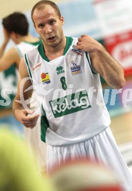 Basketball Bundesliga. Woerthersee Piraten gegen UBC St. Poelten. Davor Sattler  (Piraten). Klagenfurt, 3.4.2010.
Foto:  Kuess

---
pressefotos, pressefotografie, kuess, qs, qspictures, sport, bild, bilder, bilddatenbank