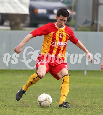 Fussball. Kaerntner Liga. ATSV Wolfsberg gegen SK St. Andrae/Lavanttal 1b.  Denis Curic (Wolfsberg). Wolfsberg, 5.4.2010.
Foto: Kuess
---
pressefotos, pressefotografie, kuess, qs, qspictures, sport, bild, bilder, bilddatenbank