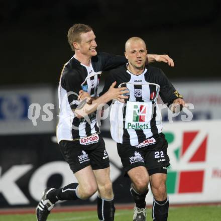 Fussball. Regionalliga. SK St. Andrae/Lavanttal gegen DSV Leoben. Torjubel Stueckler Stephan, Oberlaender Daniel (St. Andrae). Wolfsberg, 9.4.2010.
Foto: Kuess
---
pressefotos, pressefotografie, kuess, qs, qspictures, sport, bild, bilder, bilddatenbank