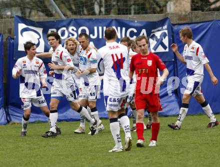 Fussball. Regionalliga. SAK gegen St. Florian. Torjubel SAK. Klagenfurt, 10.4.2010.
Foto: Kuess
---
pressefotos, pressefotografie, kuess, qs, qspictures, sport, bild, bilder, bilddatenbank