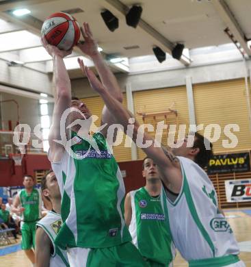 Basketball. 2. Bundesliga. Final Four. KOS KLagenfurt gegen Dornbirn. Juergen Mader (KOS). Klagenfurt, am 11.4.2010.
Foto: Kuess
---
pressefotos, pressefotografie, kuess, qs, qspictures, sport, bild, bilder, bilddatenbank