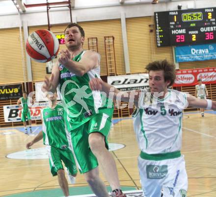 Basketball. 2. Bundesliga. Final Four. KOS KLagenfurt gegen Dornbirn. Juergen Mader (KOS). Klagenfurt, am 11.4.2010.
Foto: Kuess
---
pressefotos, pressefotografie, kuess, qs, qspictures, sport, bild, bilder, bilddatenbank