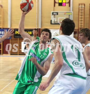 Basketball. 2. Bundesliga. Final Four. KOS KLagenfurt gegen Dornbirn. Selmir Husanovic (KOS). Klagenfurt, am 11.4.2010.
Foto: Kuess
---
pressefotos, pressefotografie, kuess, qs, qspictures, sport, bild, bilder, bilddatenbank