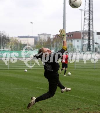 Fussball Bundesliga. Georg Blatnik (Austria Kaernten). Klagenfurt, am 13.4.2010.
Foto: Kuess
---
pressefotos, pressefotografie, kuess, qs, qspictures, sport, bild, bilder, bilddatenbank