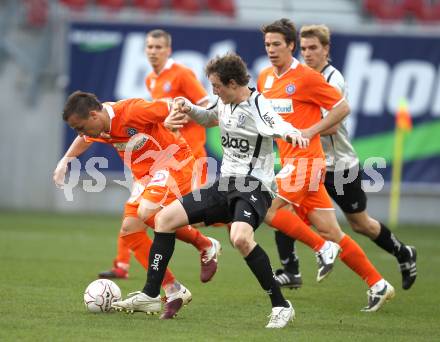 Fussball. Bundesliga. SK Austria Kelag Kaernten gegen FK Austria Wien.  Mario Kroepfl, (Austria Kaernten), Michael Liendl, Roland Linz (Wien). Klagenfurt, 17.4.2010. 
Foto: Kuess

---
pressefotos, pressefotografie, kuess, qs, qspictures, sport, bild, bilder, bilddatenbank