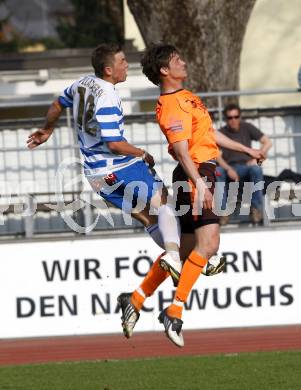 Fussball. Kaerntner Liga. VSV gegen SV Spittal/Drau. Wernitznig Christopher (VSV), Simic Zeljko (Spittal). Villach, 17.4.2010. 
Foto: Kuess

---
pressefotos, pressefotografie, kuess, qs, qspictures, sport, bild, bilder, bilddatenbank