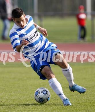 Fussball. Kaerntner Liga. VSV gegen SV Spittal/Drau. Ebner Sandro (VSV). Villach, 17.4.2010. 
Foto: Kuess

---
pressefotos, pressefotografie, kuess, qs, qspictures, sport, bild, bilder, bilddatenbank