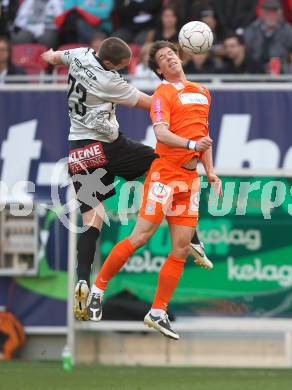 Fussball. Bundesliga. SK Austria Kelag Kaernten gegen FK Austria Wien.  Daniel Gramann, (Austria Kaernten), Roland Linz (Wien). Klagenfurt, 17.4.2010. 
Foto: Kuess

---
pressefotos, pressefotografie, kuess, qs, qspictures, sport, bild, bilder, bilddatenbank