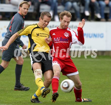 Fussball Unterliga Ost. SV Ludmannsdorf gegen ASKOE Koettmannsdorf. Christian Glantschnig (Ludmannsdorf), Gabor Ferenczi(Koettmannsdorf). Ludmannsdorf, am 18.4.2010.
Foto: Kuess
---
pressefotos, pressefotografie, kuess, qs, qspictures, sport, bild, bilder, bilddatenbank