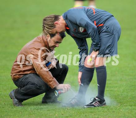 Fussball Unterliga Ost. SV Ludmannsdorf gegen ASKOE Koettmannsdorf. Schiedsrichter Thorsten Obwurzer. Ludmannsdorf, am 18.4.2010.
Foto: Kuess
---
pressefotos, pressefotografie, kuess, qs, qspictures, sport, bild, bilder, bilddatenbank