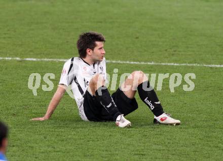 Fussball OEFB Stiegl Cup. SK Austria Kaernten gegen SC Magna Wr. Neustadt. Luka Elsner (Kaernten). Klagenfurt, am 20.4.2010.
Foto: Kuess
---
pressefotos, pressefotografie, kuess, qs, qspictures, sport, bild, bilder, bilddatenbank